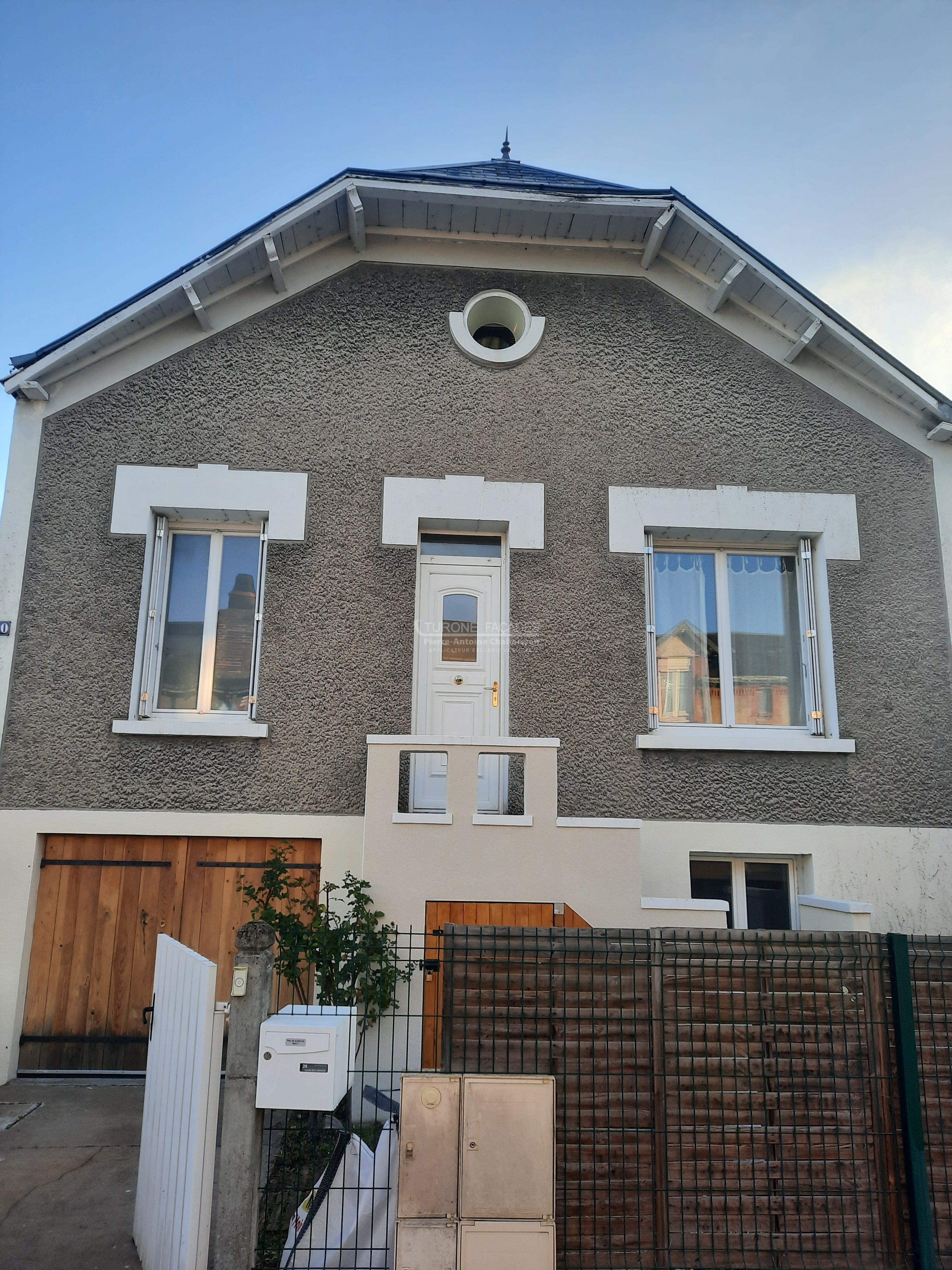 Peintre d'une maison à Saint Avertin, 37208, Indre-et-Loire