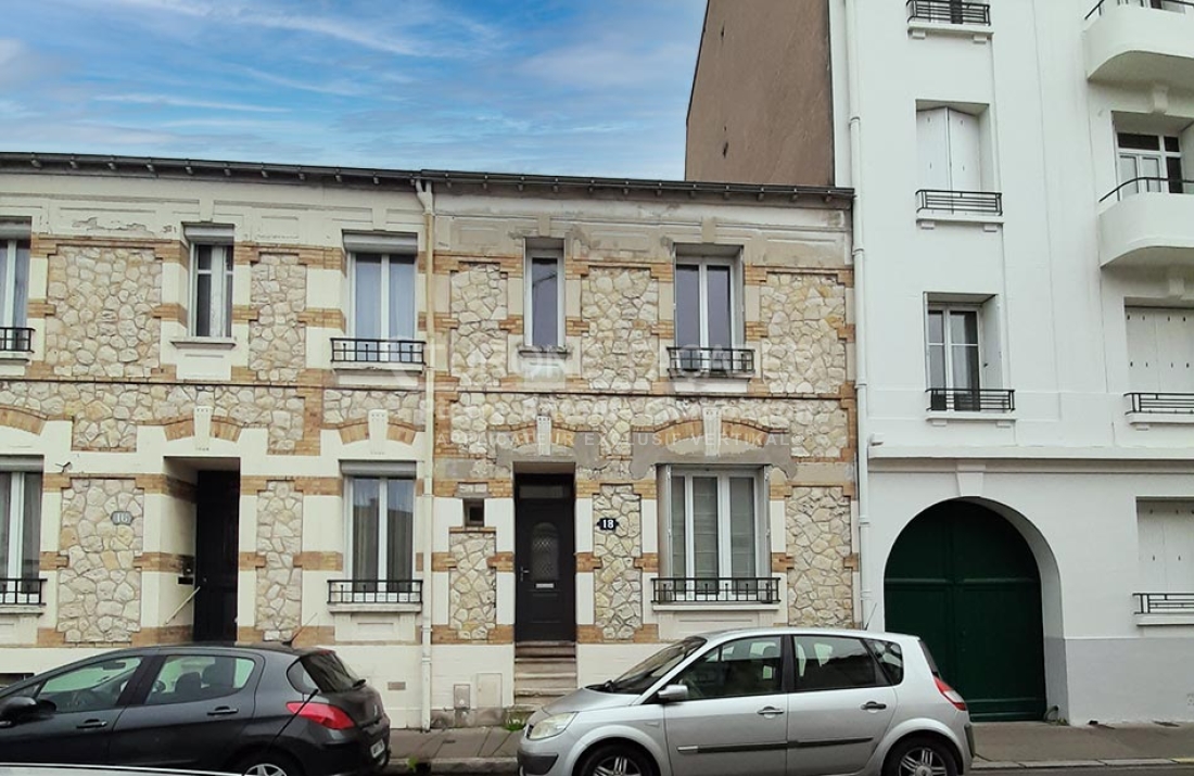 Façadier d'une maison à Tours, 37000, Indre-et-Loire